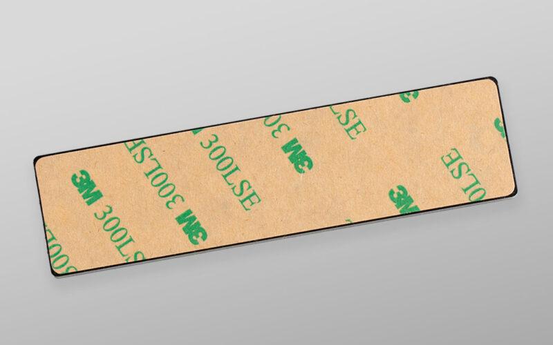 PCB on metal rfid tag